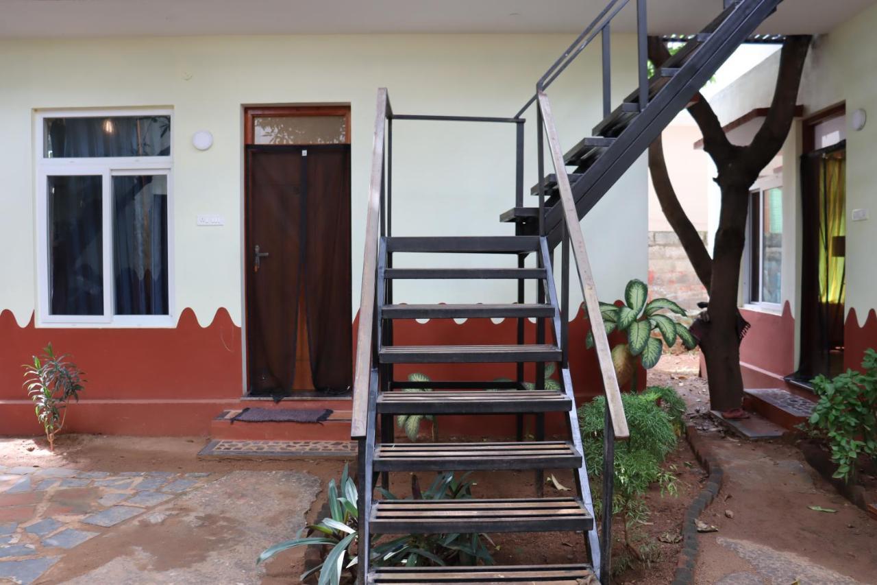 Da Mantra House Guest House Tiruvannāmalai Eksteriør bilde