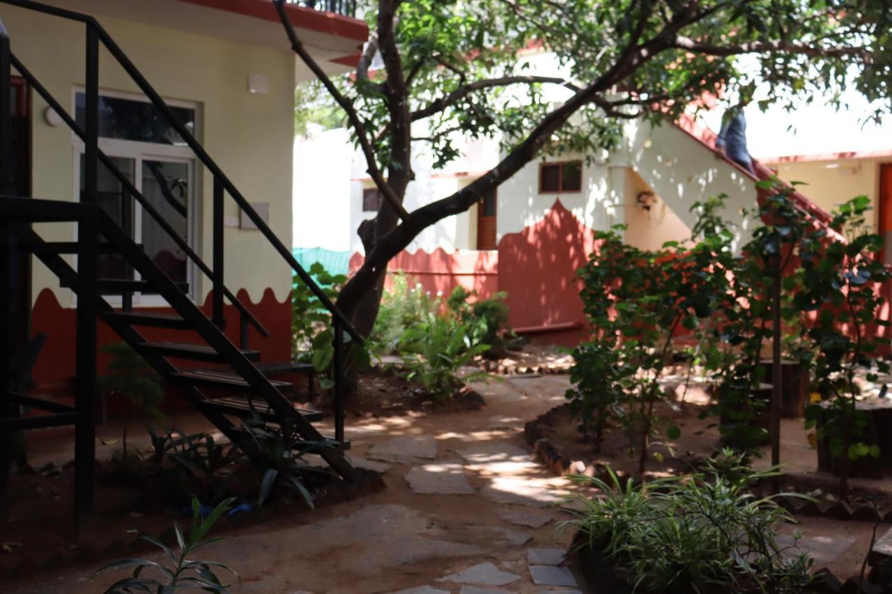 Da Mantra House Guest House Tiruvannāmalai Eksteriør bilde