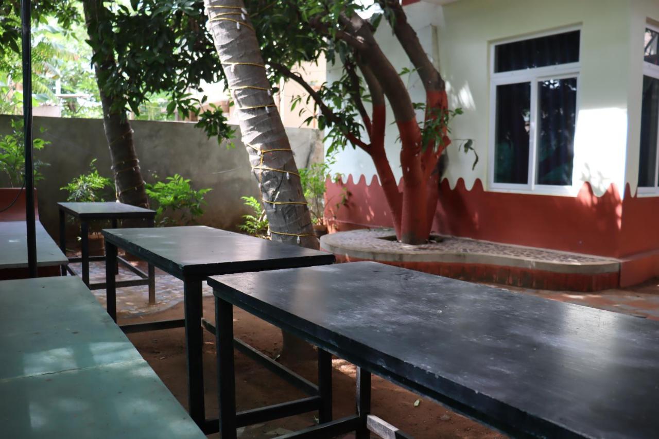 Da Mantra House Guest House Tiruvannāmalai Eksteriør bilde